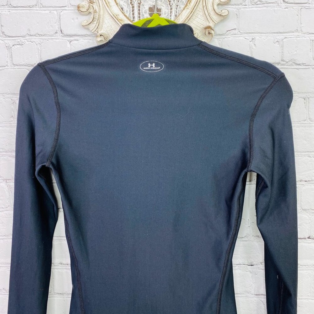 UNDER ARMOUR: Compression Base Layer - Picture 4 of 7